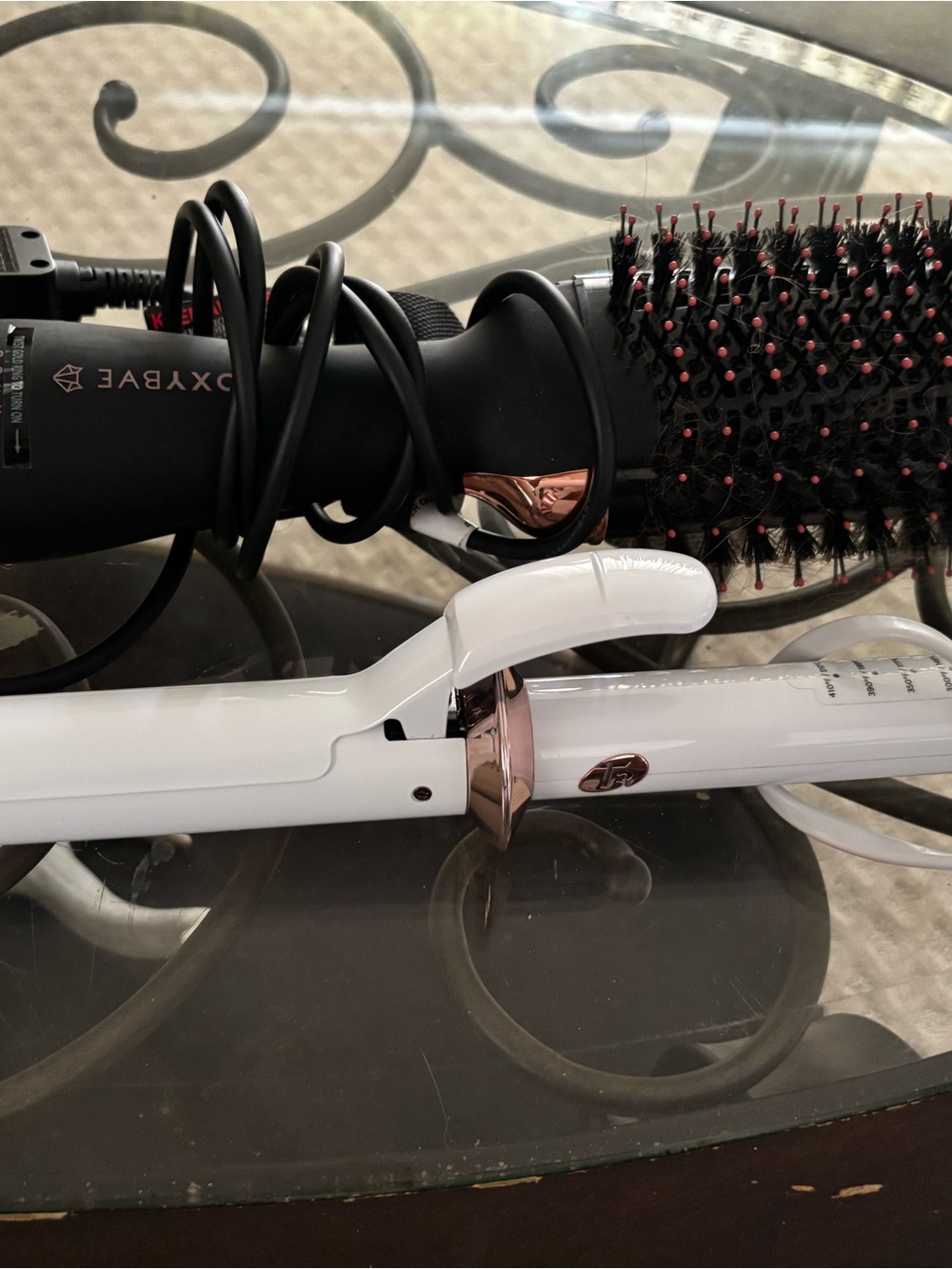 T3 White and Rose Gold Hair Straightener/Styling Iron